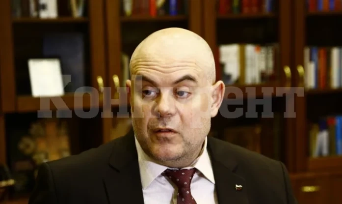 Гешев обяви пълната си подкрепа за радикалните мерки срещу COVID-19, които искат лекарите