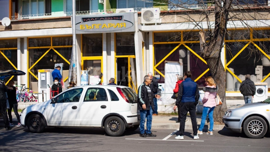 С последно предупреждение! Смъмриха собственика на магазин в Мездра, организирал промоции на стоки