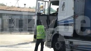 Спряха преди Дунав мост 2 наш ТИР с 16 тона парацетамол