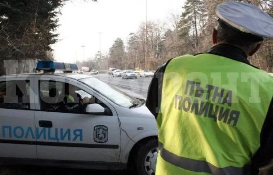 Хванаха четирима нарушители на пътя в Бяла Слатина