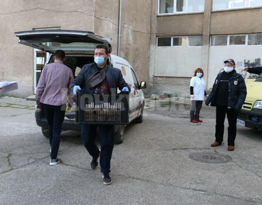 Над 240 нуждаещи се във Видинско получават обяд благодарение на дарители СНИМКИ