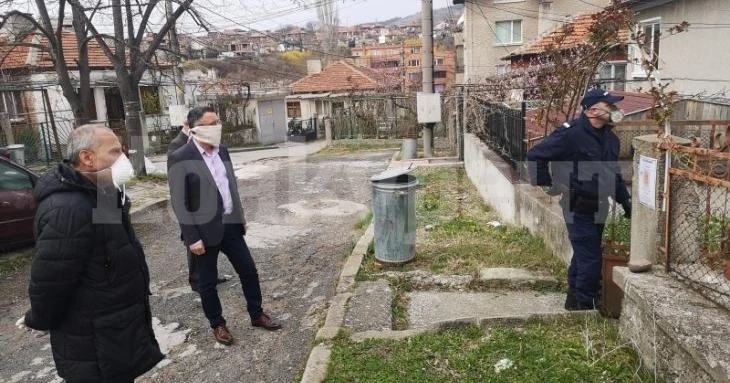 Не пак, а отново! Разследват майка и син, нарушили карантината в Монтанско