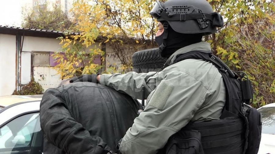 28 души задържани при полицейската акция в Благоевград (СНИМКИ)
