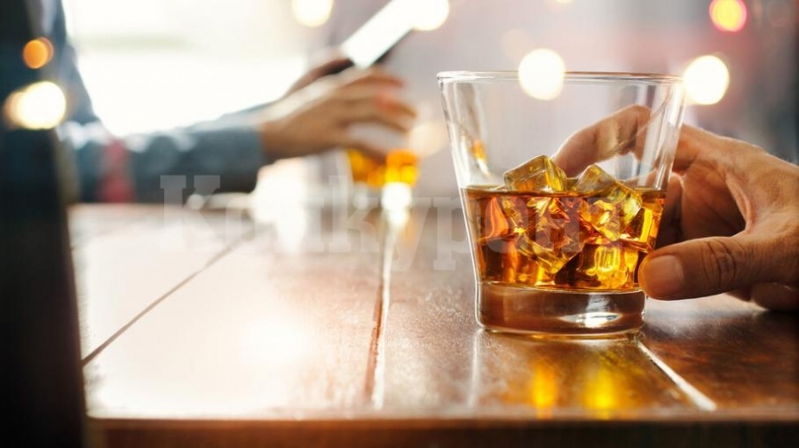 Дали алкохолът е стока от първа необходимост по време на кризата с коронавируса?