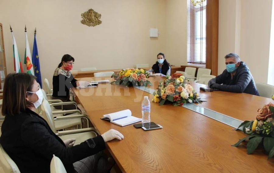 Проведе се заседание на Комисията за еднократна финансова помощ за новородено или осиновено дете