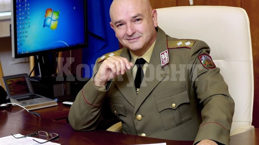 Социолог: Мутафчийски ще бъде издигнат за президент, но въпросът е - ще приеме ли?
