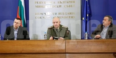 Още трима са починали от COVID-19 в страната, 71 общо са излекуваните