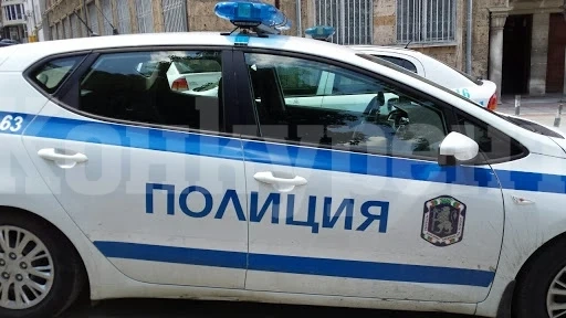 Жадни хлапета задигнаха швепс от хладилна витрина
