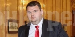 Депутатът Делян Пеевски дари два респиратора на УМБАЛ-Бургас