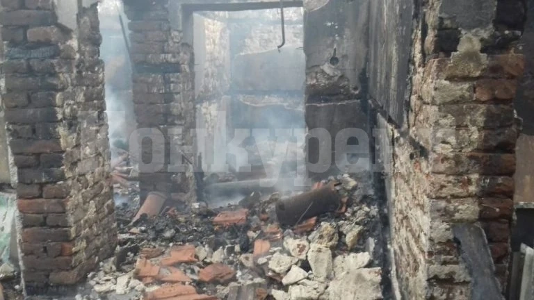 Ужасяваща смърт! Възрастен мъж загина при пожар в дома си във Врачанско