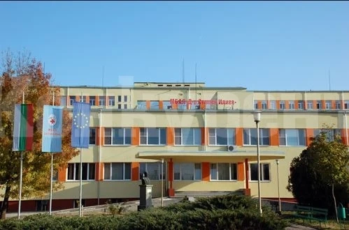 За първи път в Монтана: Ортопеди поставиха изкуствени стави на коляно и рамо