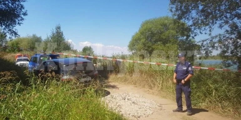 Ужасяваща находка! Откриха три трупа на поляна край Видинско село
