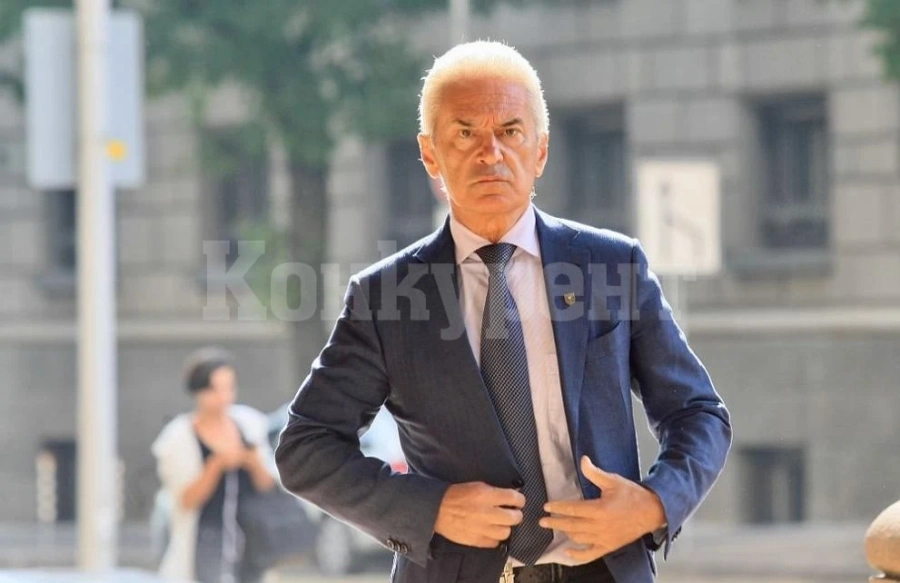 Сидеров обвинен и за закани към полицаи и прокурори, с нова гаранция от 50 000 лв. е