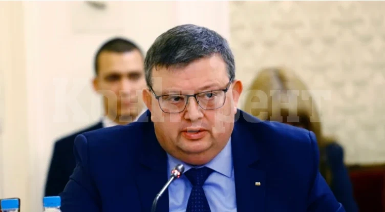 Цацаров: Имаме повече работа, корупцията не е намаляла