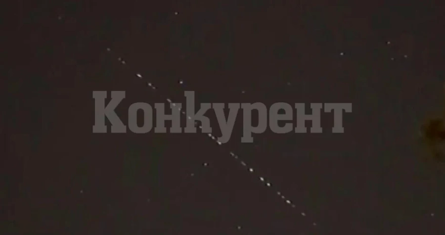 Сателити от проекта на Илън Мъск прелетяха над България
