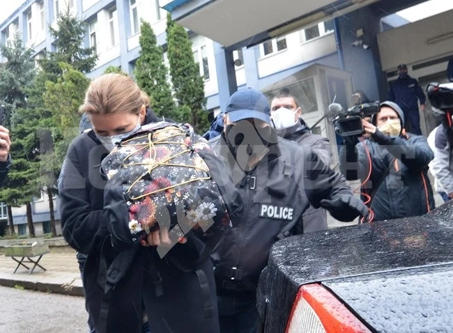 Майката на Кристиан ще бъде обвинена, преместиха я от 3-о районно в СДВР