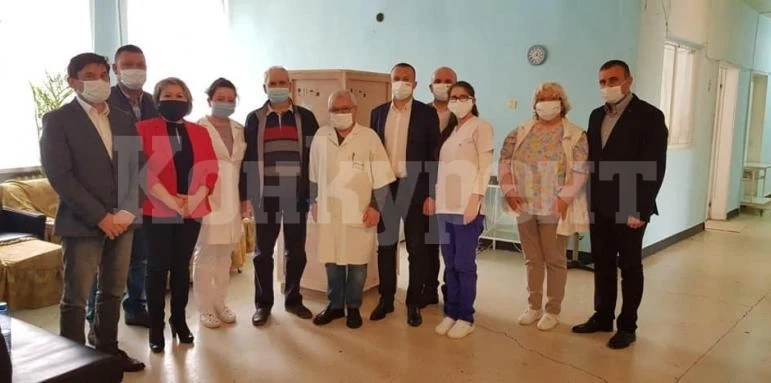 Пеевски дари респиратор на болницата в Дулово