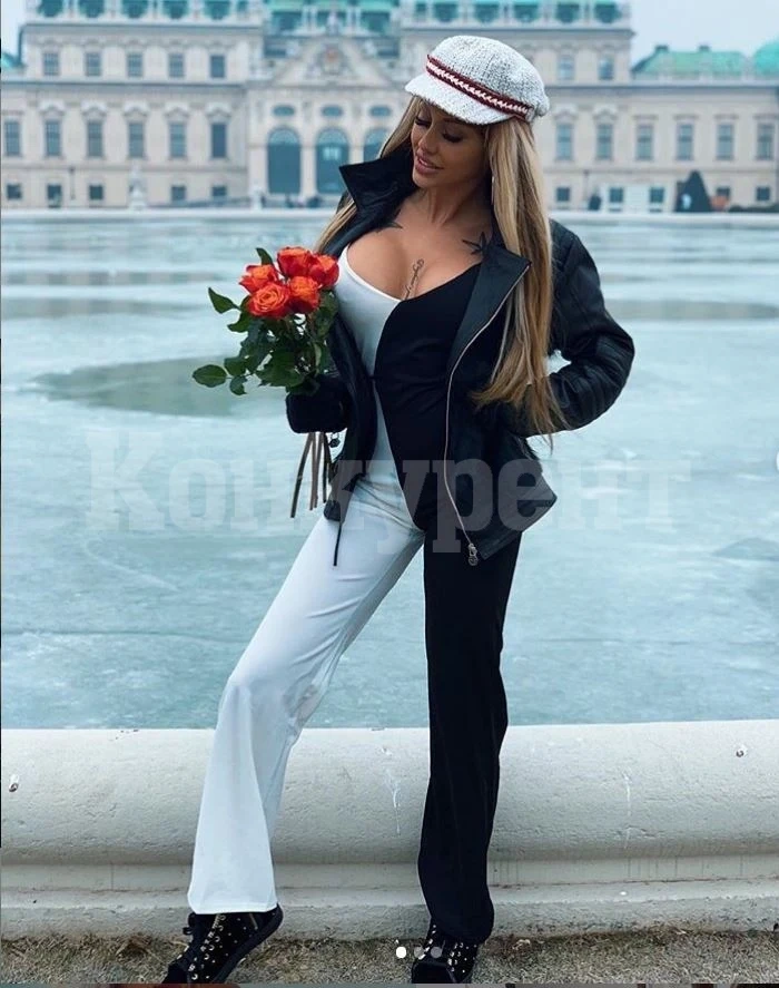 Джулиана Гани подарява дрехи от сватбата си