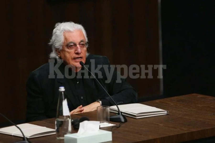 Коронавирусът отне живота на изкуствоведа Джермано Челант