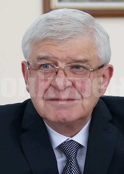 Ананиев забрани износа на лекарства за диабет, рак и шизофрения