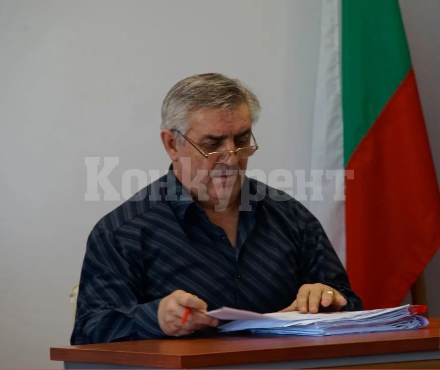 В Мездра разрешиха на Аспарухов да сключи спогодба с Галчев