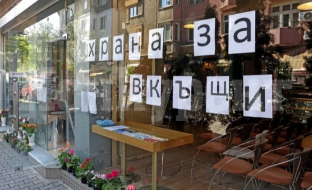 Атанас Димитров: Трябваше да се изчака с отварянето на заведенията