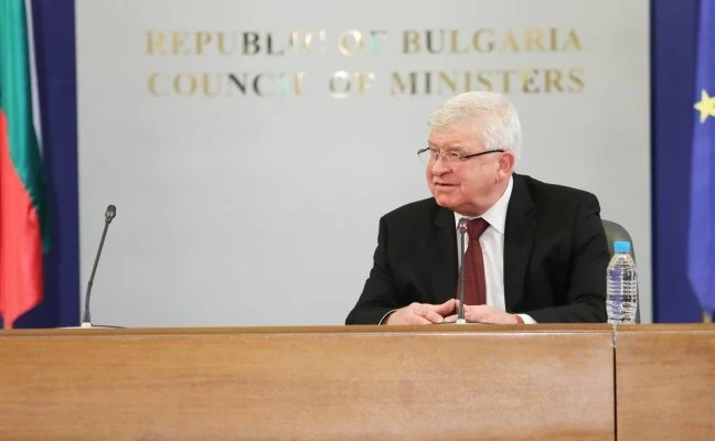 Извънредното положение пада, но...