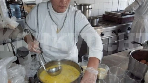 В 9 ломски села бедни и болни получават безплатен обяд