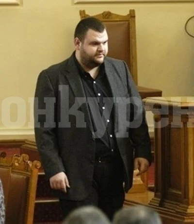 Пеевски дарява 700 хил. лв. за Община Пазарджик, не се продава гората на с. Црънча