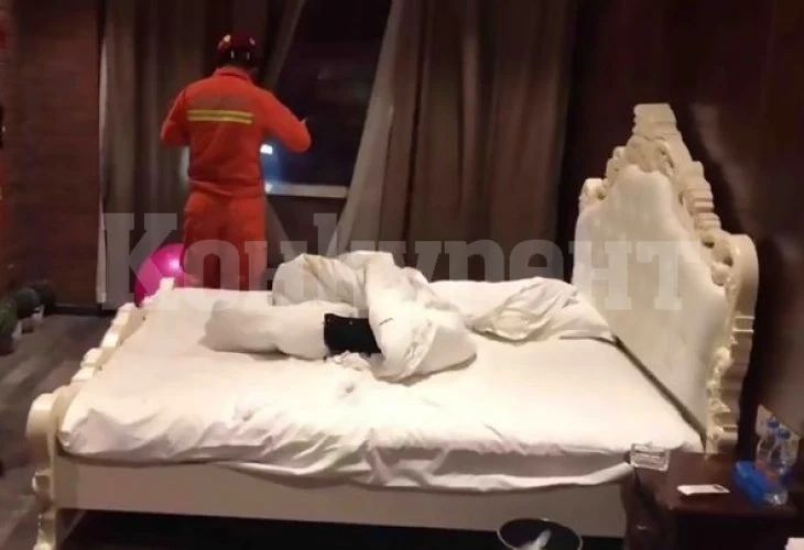 Изнасилвач заплаши жена с отровна змия и умря в страшни мъки ВИДЕО