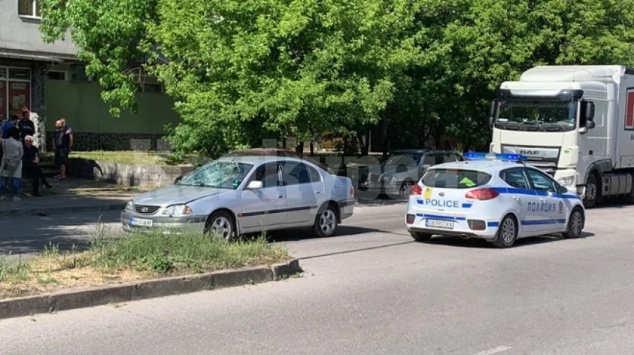 Кола помете пешеходец във Видин, пострадалият е в реанимация
