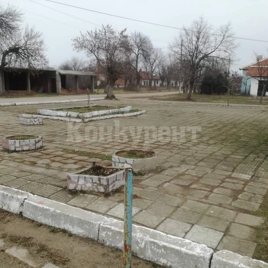 Правят кът за игри и отдих в Тополовец