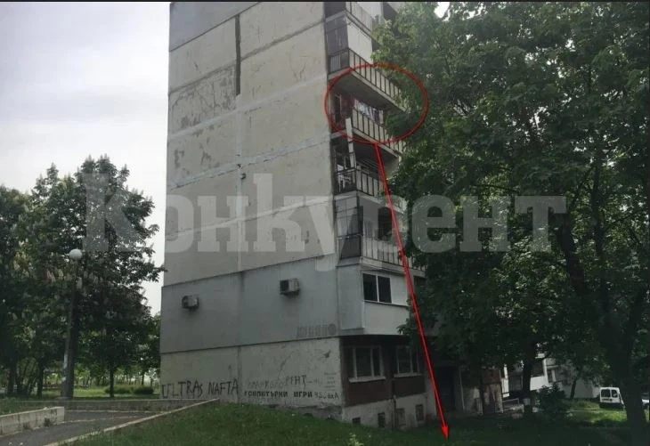Ужас пред очите на 3 деца! Тонка скочила от балкона след семеен скандал СНИМКА