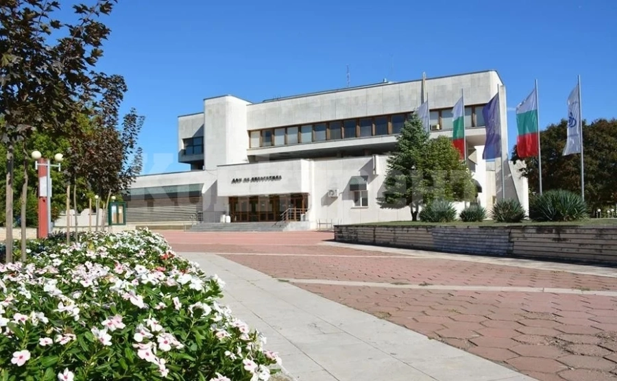 Удължиха крайния срок за 2 конкурса в Козлодуй