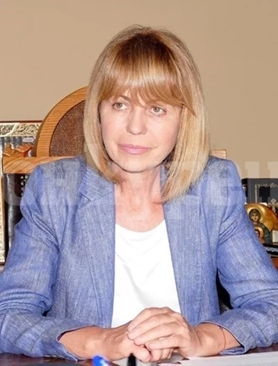 „Ще те закопам в чувал“, написал на Фандъкова Димитър Христов, посъветвал я да смени маршрута си