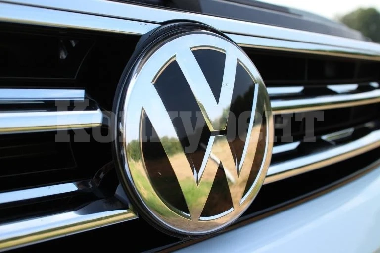 Volkswagen плаща 9 млн. евро да отърве от съд двама свои мениджъри