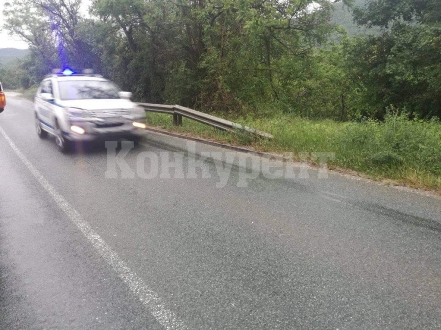 Тежка катастрофа блокира Е-79 между Мездра и Ботевград СНИМКИ
