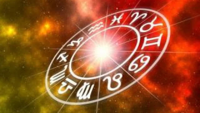 Седмичен хороскоп: Съдбата поднася лимони на 2 зодии