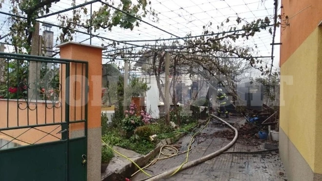 Пожарът в Бобошево не тръгва от старицата, а от съсед с газова бутилка