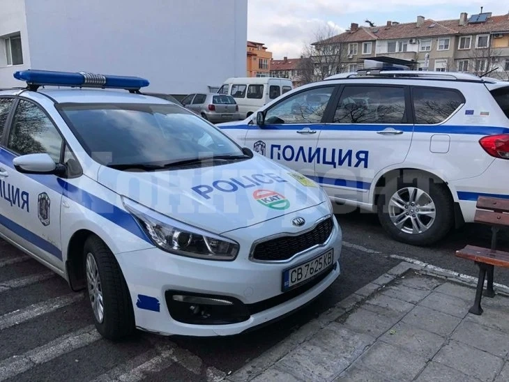 Такъв скандален екшън с псувни и погром в РПУ не се бе случвал никога в България 18+