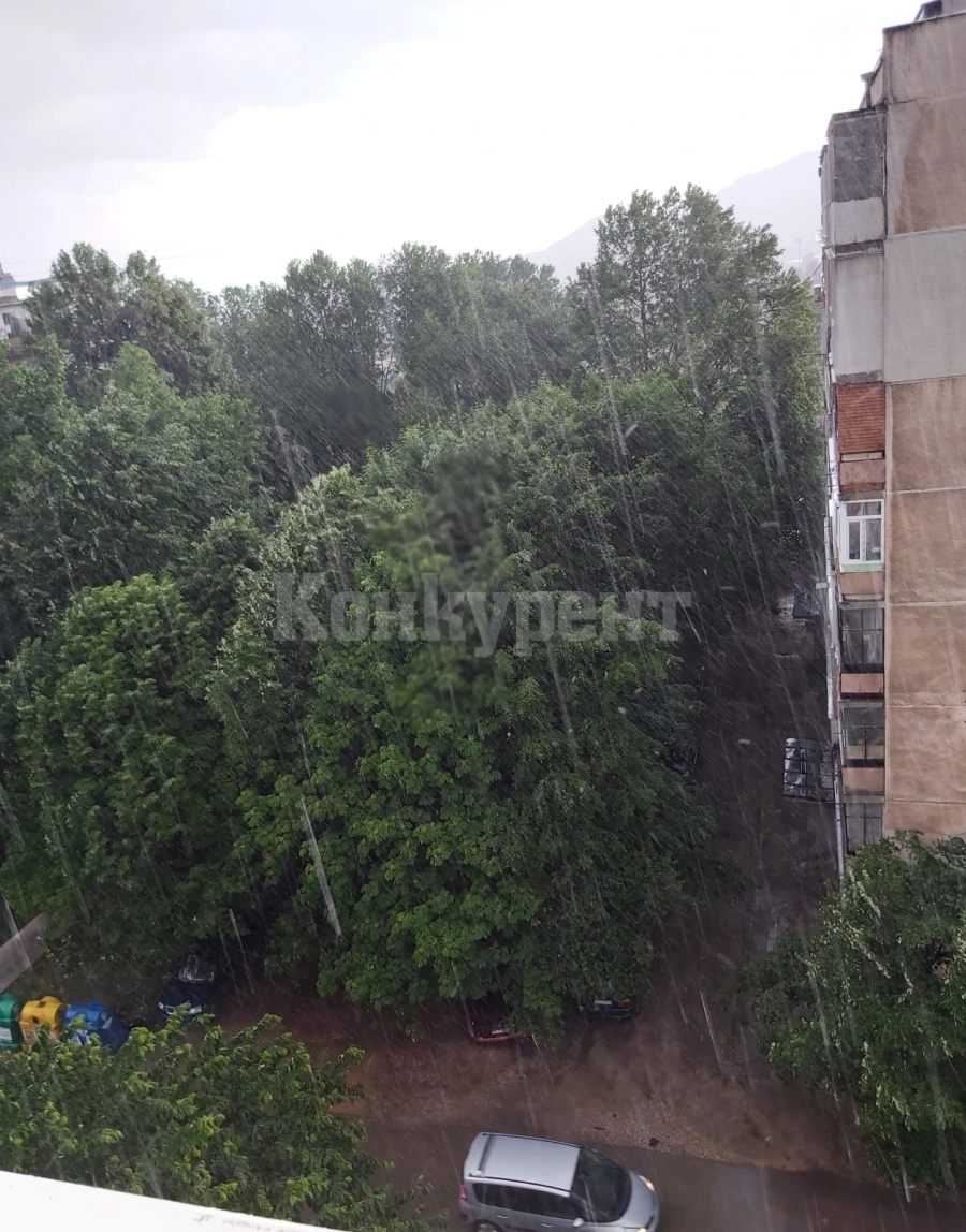 Порой се изля над Враца