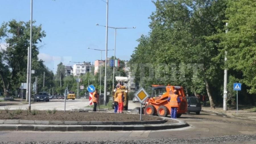 Затварят участъци по булевард \