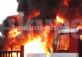 Пожарникари гасиха огън в центъра на Враца