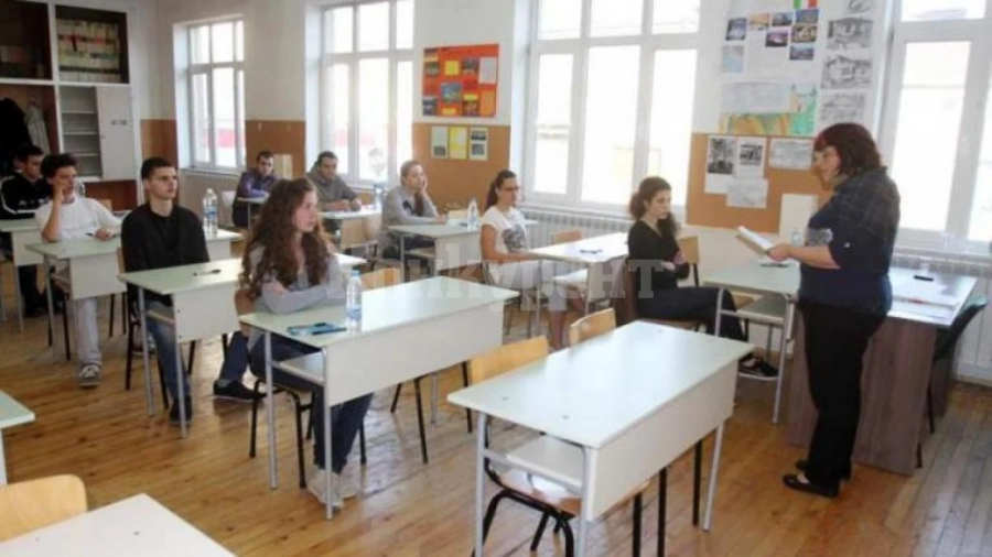29 000 квестори дебнат за преписвачи на матурите