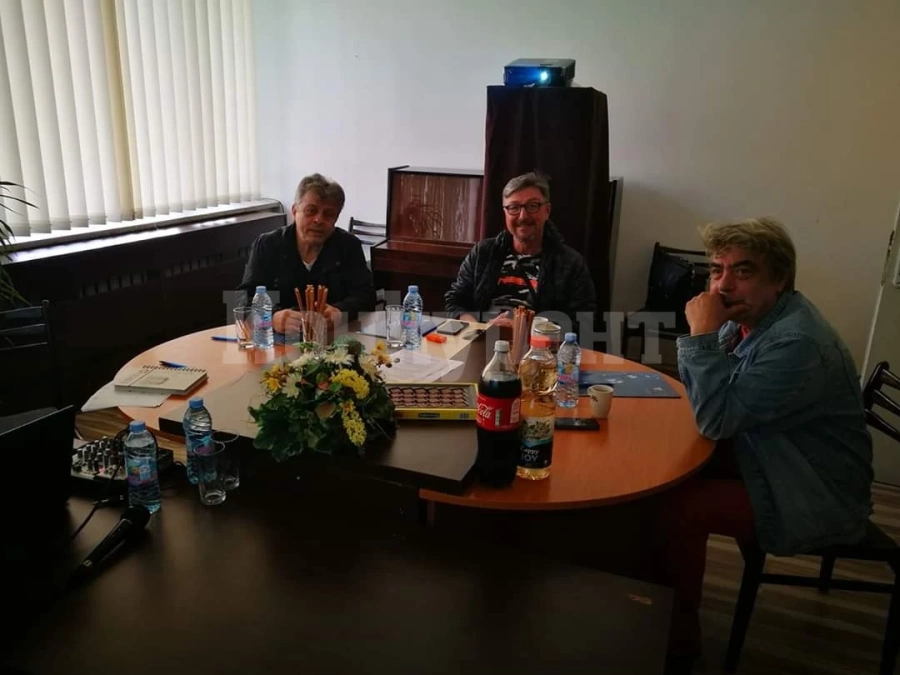 Вижте кой спечели наградите от 58-ия конкурс за изпълнение на Ботева и възрожденска поезия и проза