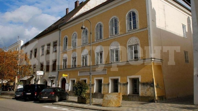 Родната къща на Адолф Хитлер става полицейски участък