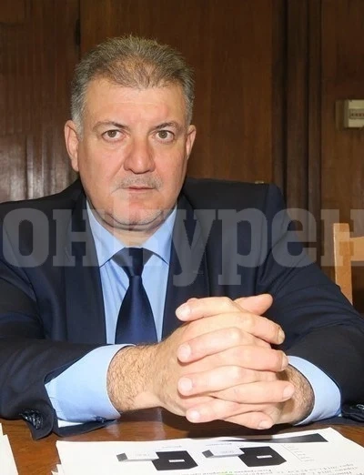 Шефът на митниците Георги Костов с коронавирус, лекува се у дома
