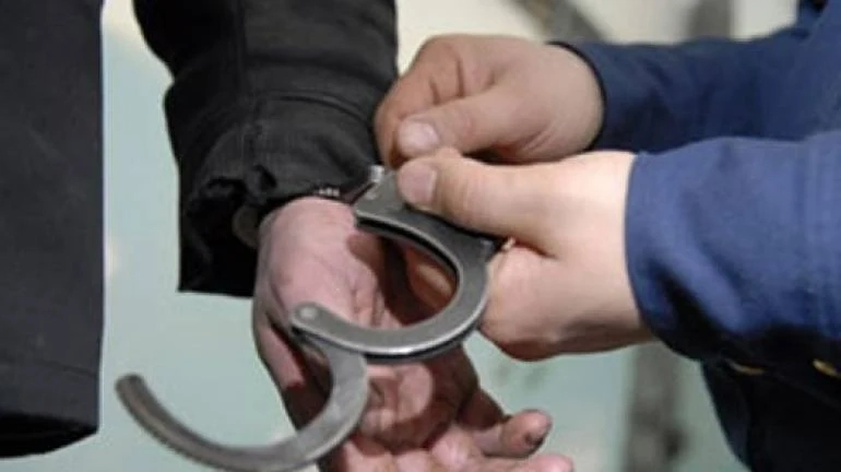 Условна присъда за пиян, пребил мъж в дома му 