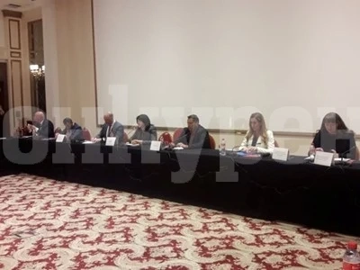 Мярката 80/20 да важи и за транспорт, и за туризъм, почва от 1 юли