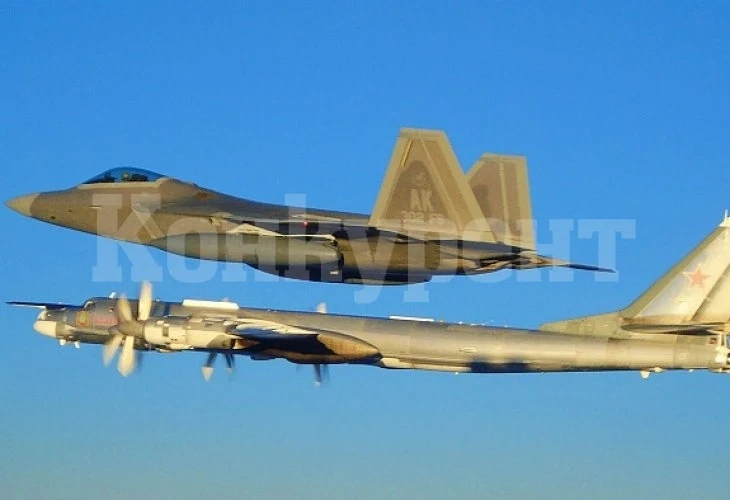 Екшън в небето: US изтребители F-22 подгониха руски стратегически бомбардировачи